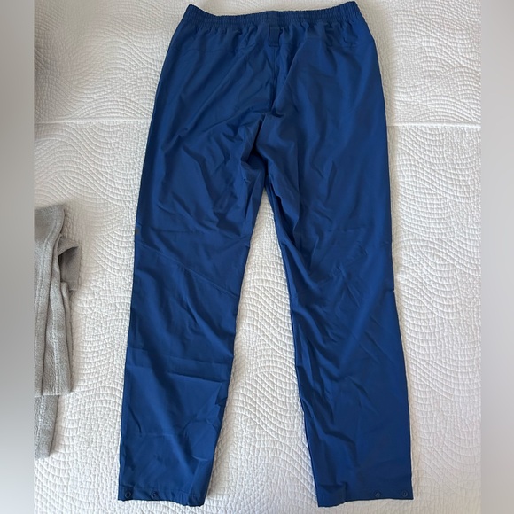 Apana • Straight Leg Jogger - Picture 8 of 9